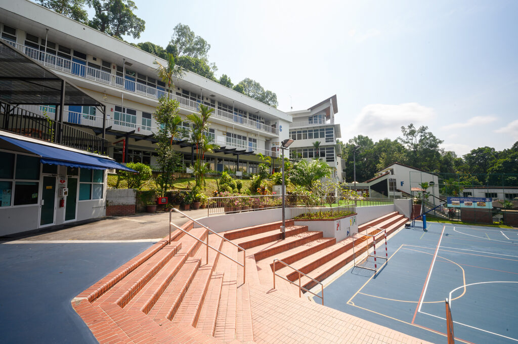 チャッツワース フィールド