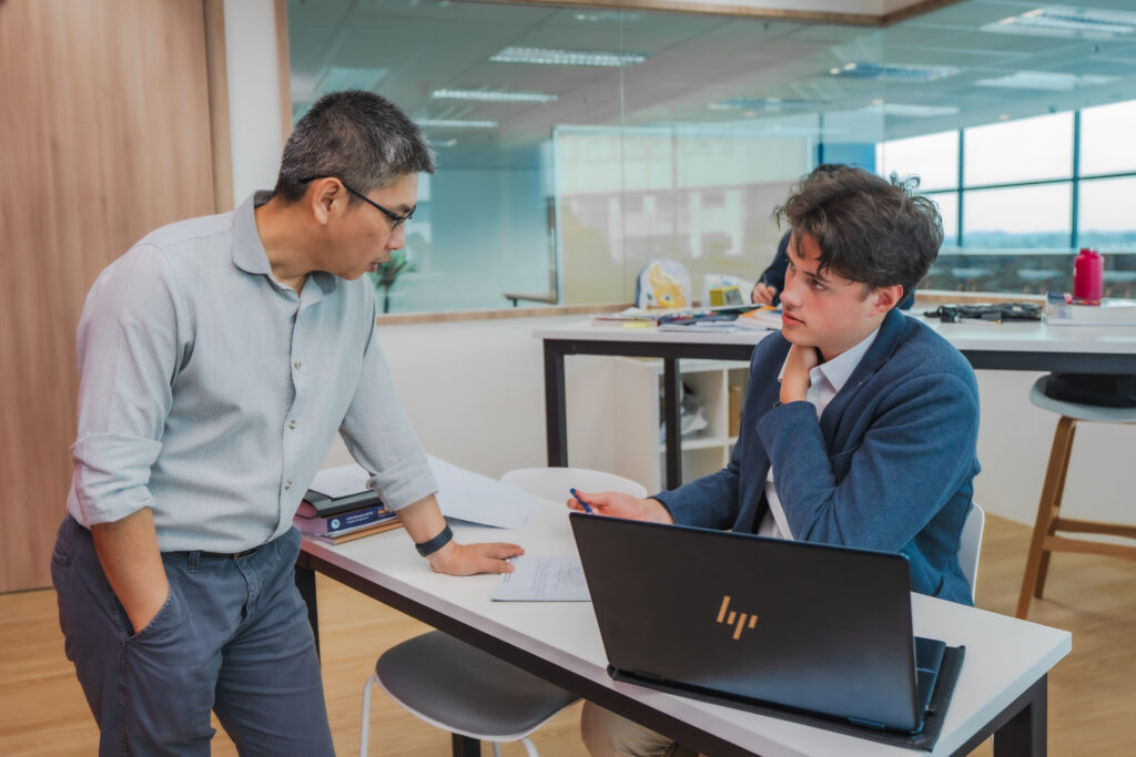 ウエストボーンカレッジ 授業風景